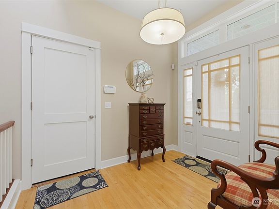 4th image of 12214 59th Avenue