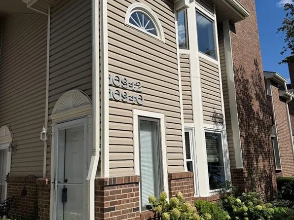 10942 Vauxhall Dr, Saint Louis, MO 63146