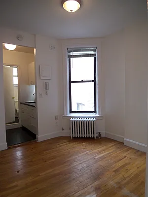 Rented by Harvey Craw Properties | media 9