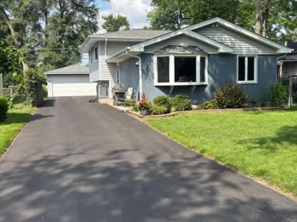 4848 Francisco Ave, Downers Grove, IL 60515