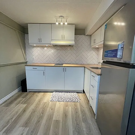 2403 Barclay Rd — Photo 9