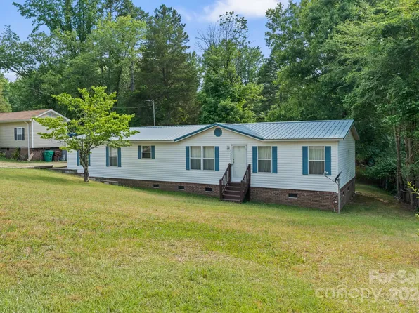 3679 Meadowbrook Dr, Trinity, NC 27370