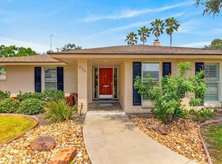334 Cape Cod Dr, Corpus Christi, TX 78412