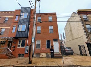 1110 Green St #3F, Philadelphia, PA 19123