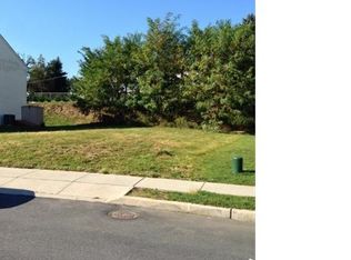 125 Highlands Cir, Easton, PA 18042