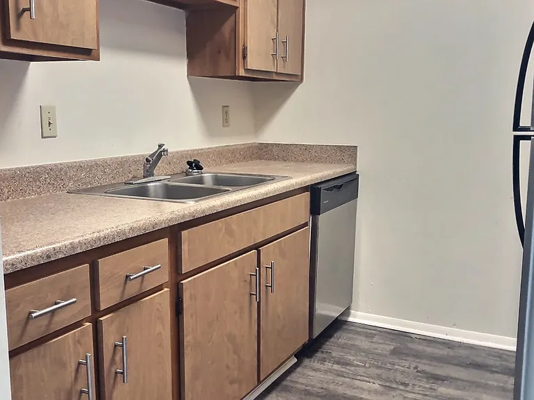 Carriage Hills Apartments — Photo 26