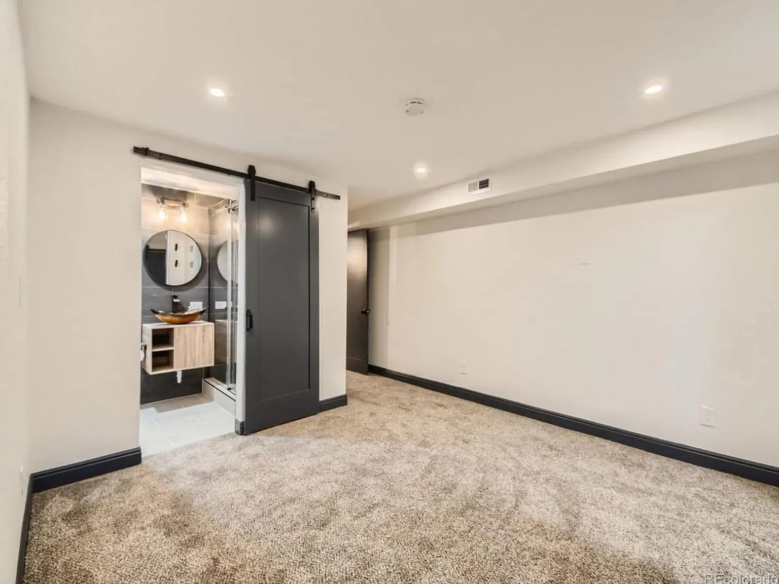 4 bed, 2268 sqft, $1,225 — Photo 3