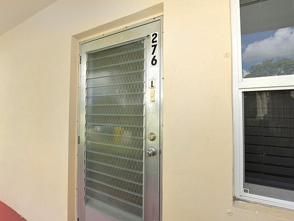 3rd image of 276 Coventry L