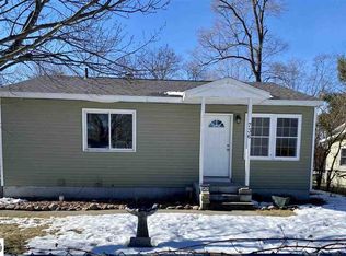 736 Rose St, Traverse City, MI 49686