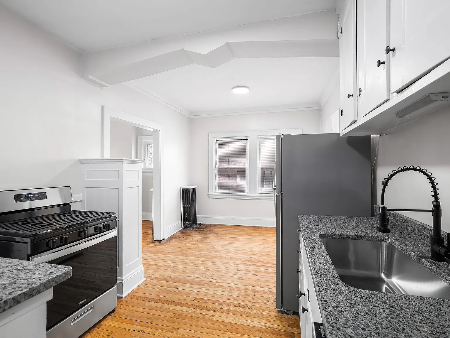 Robinview Apartments — Photo 2