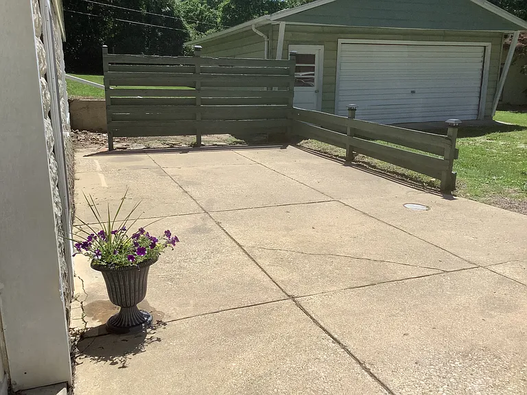 2580 Forest Crest Rd — Photo 7