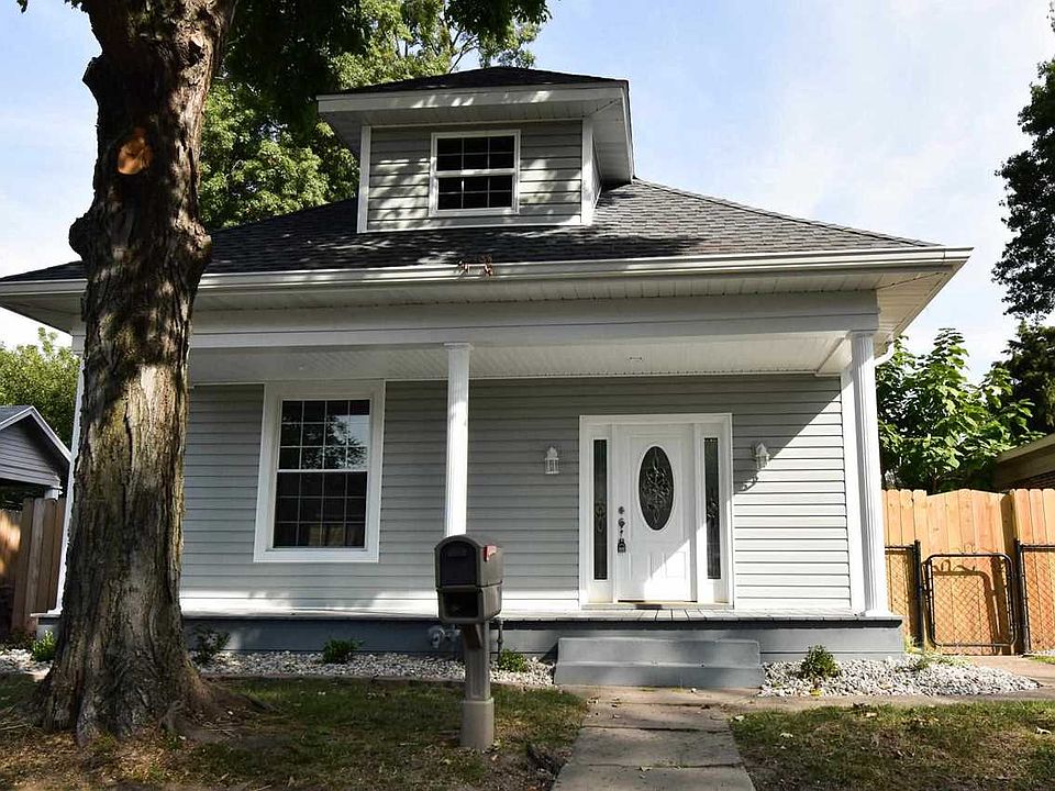 1st image of 1820 E Michigan St