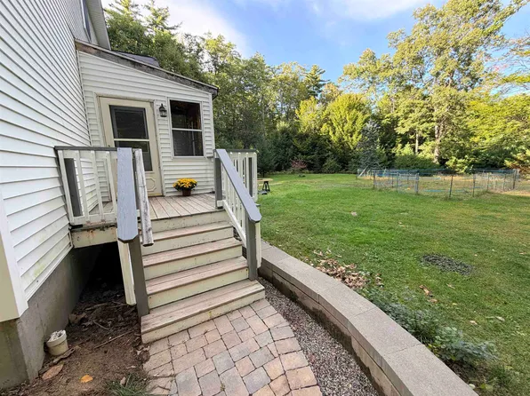 135B Long Point Rd #B, Moultonborough, NH 03254