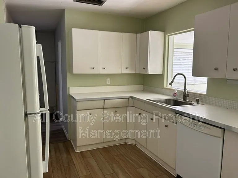 620 Central Ave — Photo 6