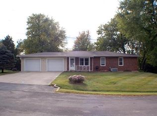 54 Odom Dr, Collinsville, IL 62234