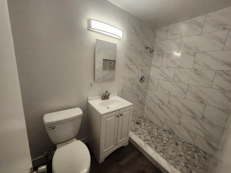 5729 California Ave — Photo 17
