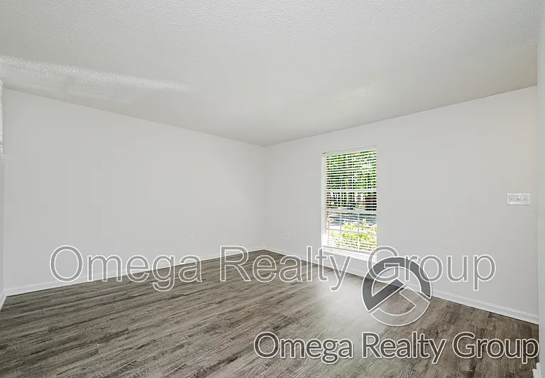 31 Indianwood Dr — Photo 8