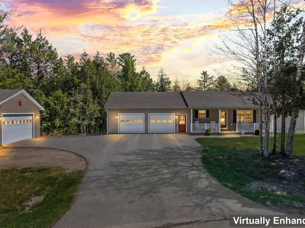 61 Pendleton Drive, Hermon, ME 04401
