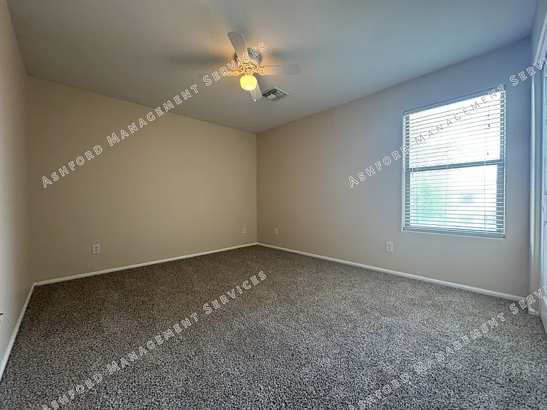 8303 S 47th Ln — Photo 34