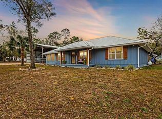 451 Kings Creek Cir, Steinhatchee, FL 32359