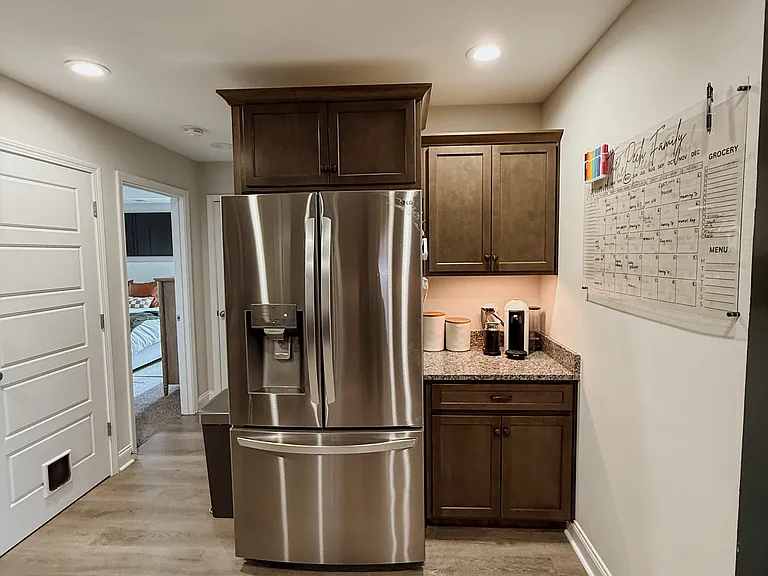 1201 Elizabeth Ln — Photo 13