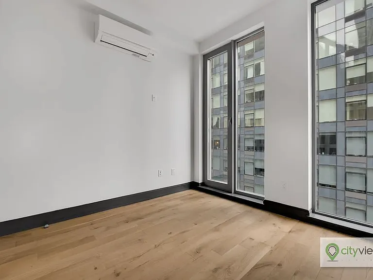 42-20 27th St #412 — Photo 3