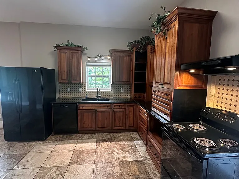 1932 Mill Creek Rd — Photo 14