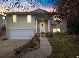 2120 S 2nd Ave, Morton, IL 61550