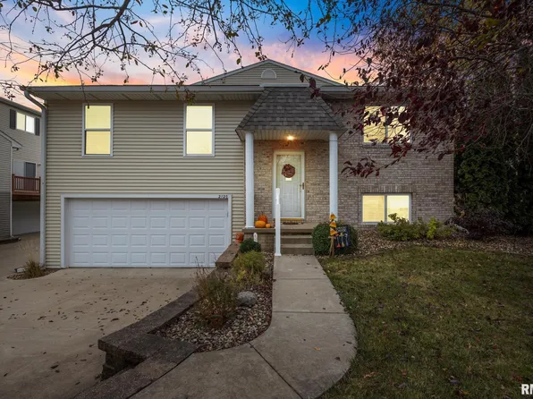 2120 S 2nd Ave, Morton, IL 61550