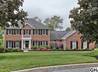 2416 Highlands Cir, Harrisburg, PA 17112
