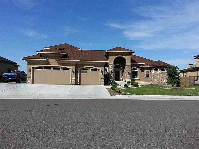 1st image of 1360 Alla Vista St