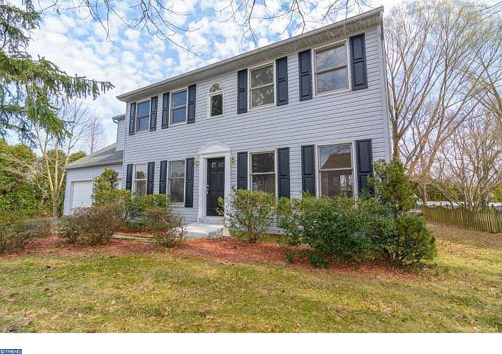 1st image of 200 Beau Tree Dr