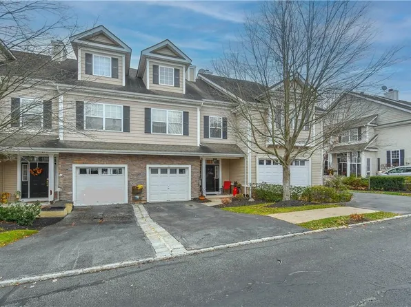 50 Putters Way, Middletown, NY 10940