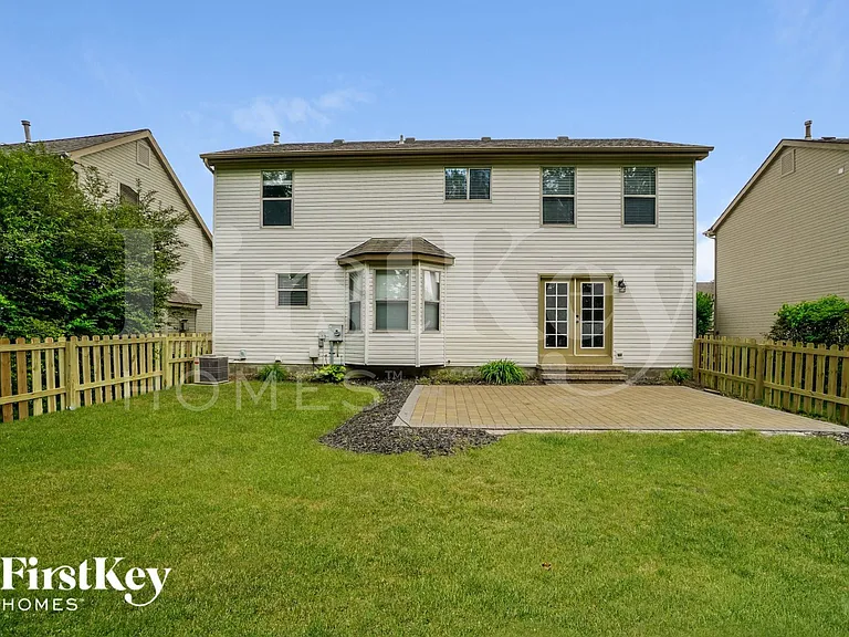 5947 Heritage Farms Dr — Photo 15