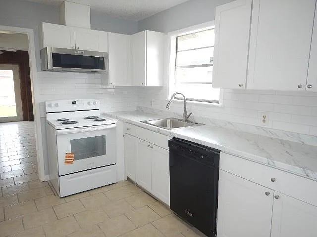 340 Woodmont St — Photo 6