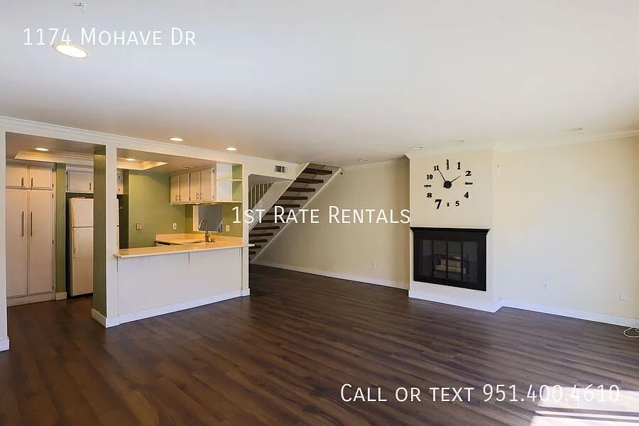 Wonderful Two Bedroom Condo! — Photo 4