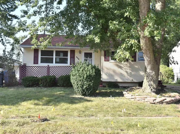 5029 47th Ave, Moline, IL 61265