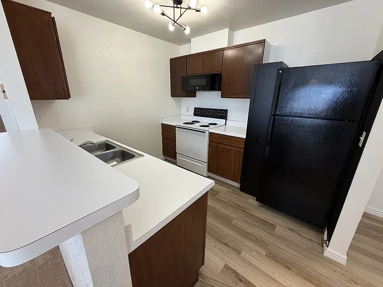3423 McCormick Blvd #204-1 — Photo 13