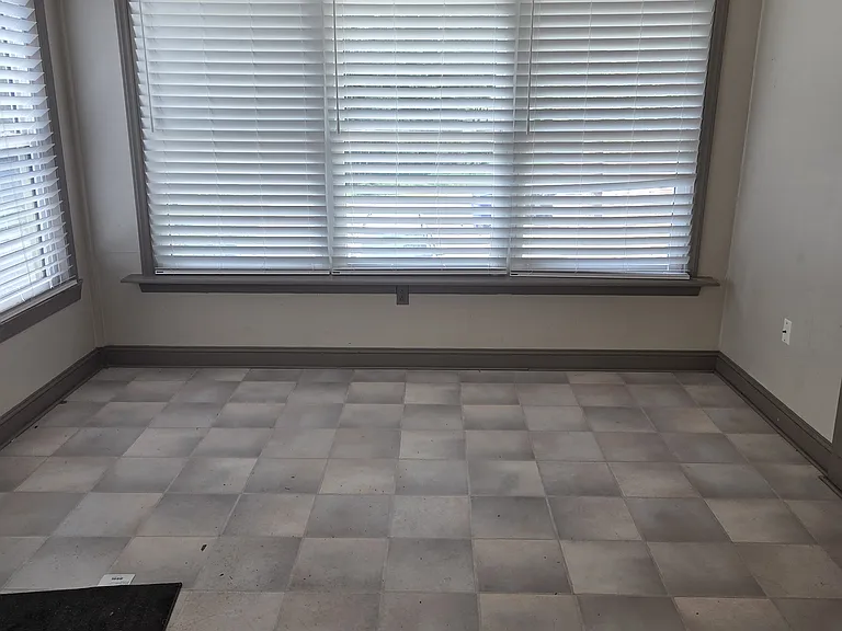 919 SE Greenville Blvd — Photo 3