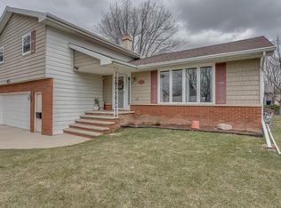 1624 N Linwood Ave, Appleton, WI 54914