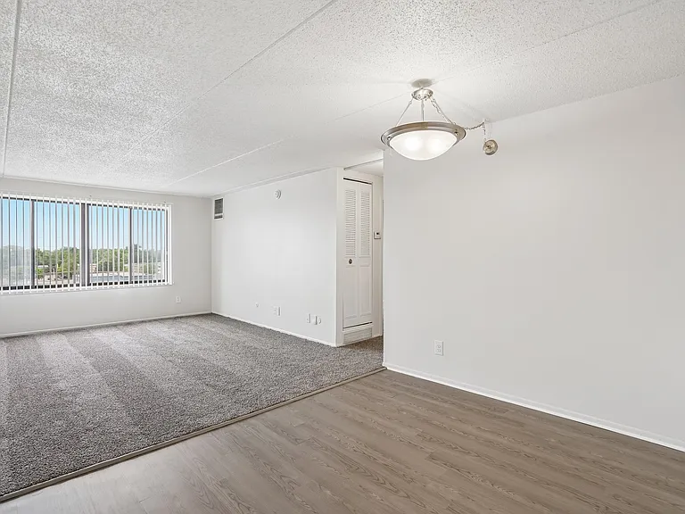 The Heights of Southfield Apartments — Photo 56