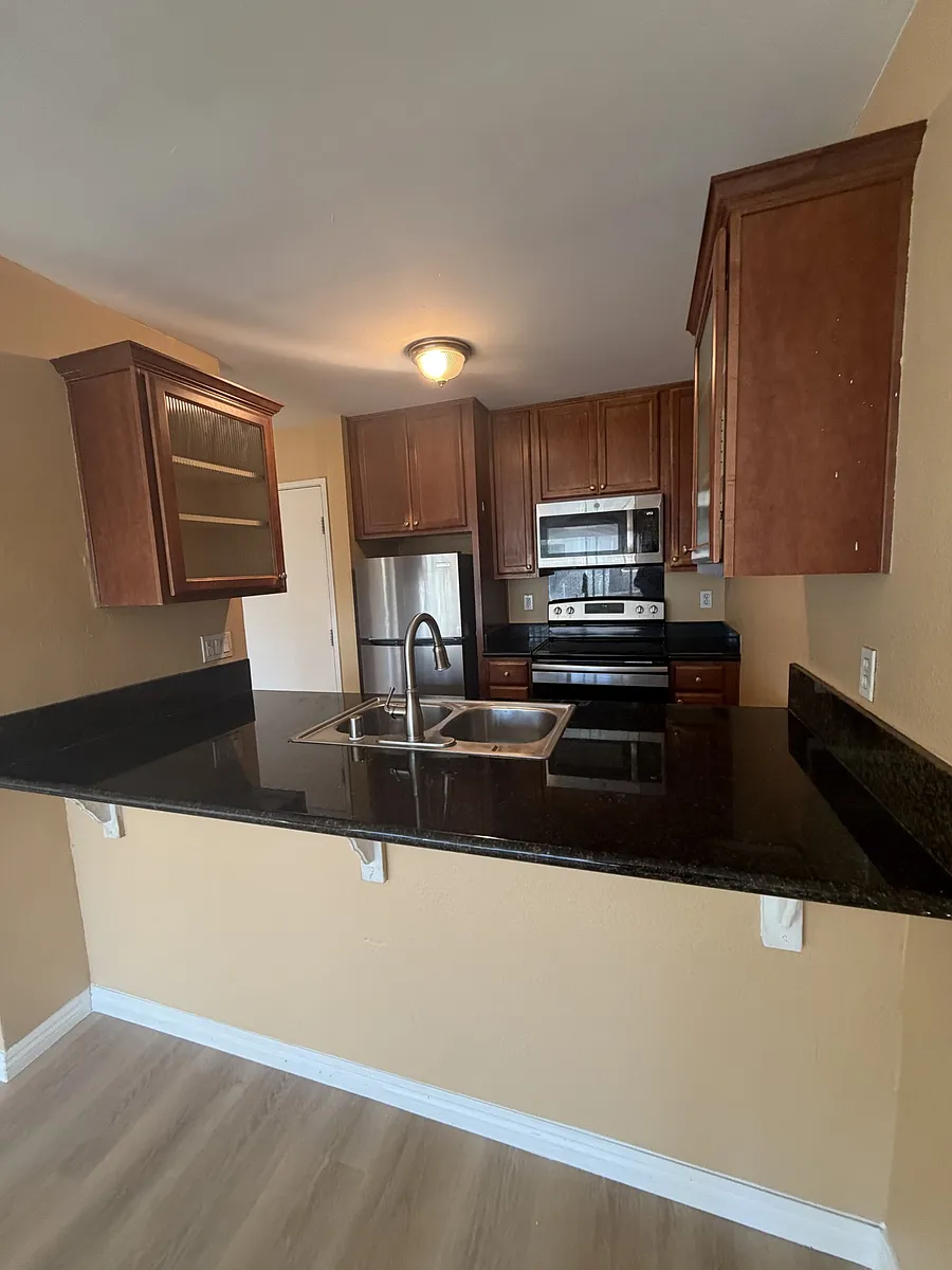 Building Photo - 4860 Rolando Ct #15