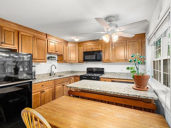2nd image of 52 Farrwood Ave APT 3