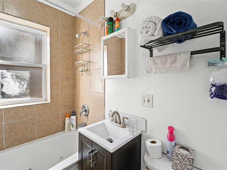 6319 N Sacramento Ave #3E — Photo 15