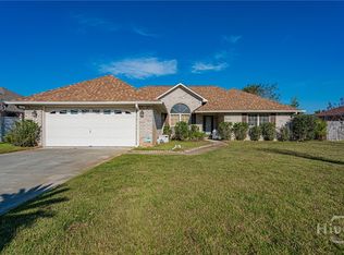 186 Wayfair Ln, Hinesville, GA 31313