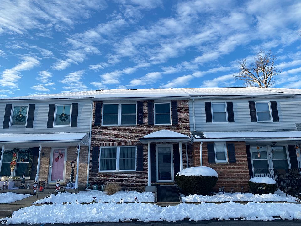 1st image of 151 Haverford Dr
