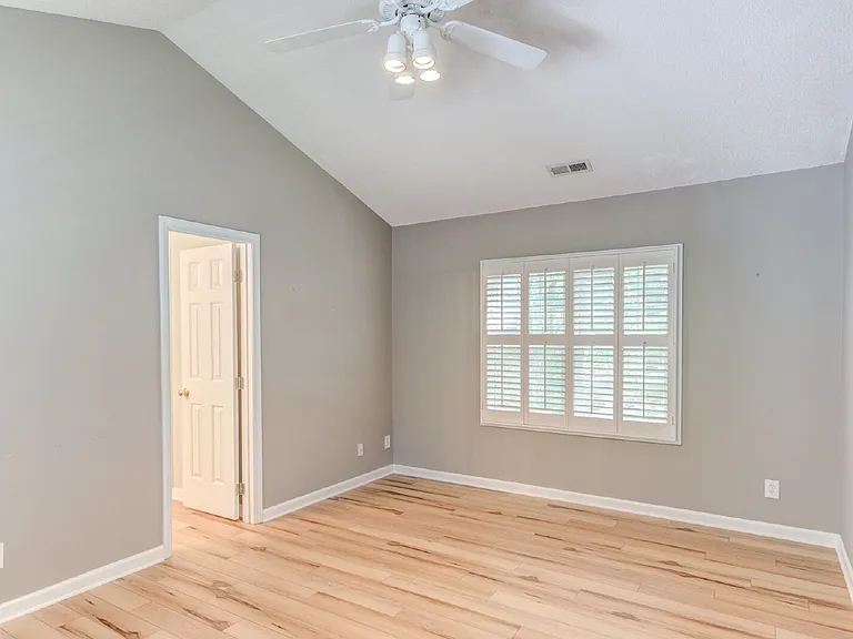 103 Unaka Ct — Photo 49
