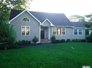 1448 Roanoke Ave, Riverhead, NY 11901