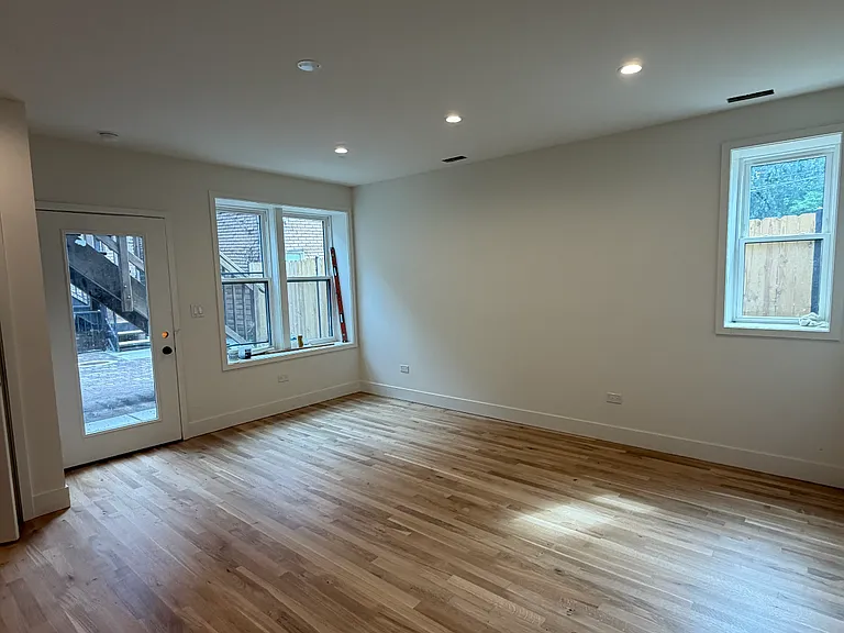 1751 W Superior St #CH1 — Photo 5