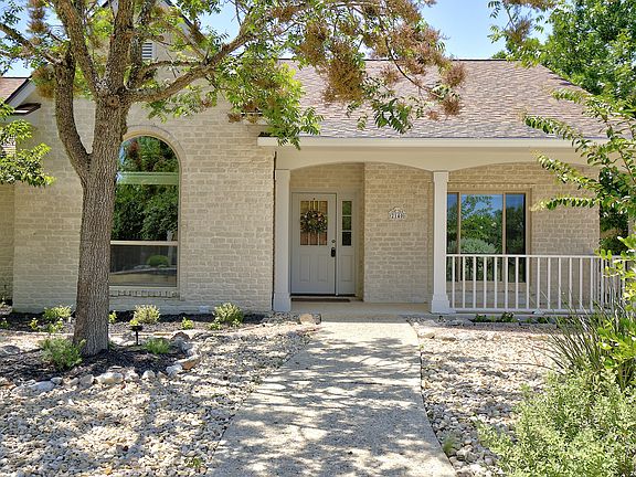 4th image of 2140 Summit Crest Dr